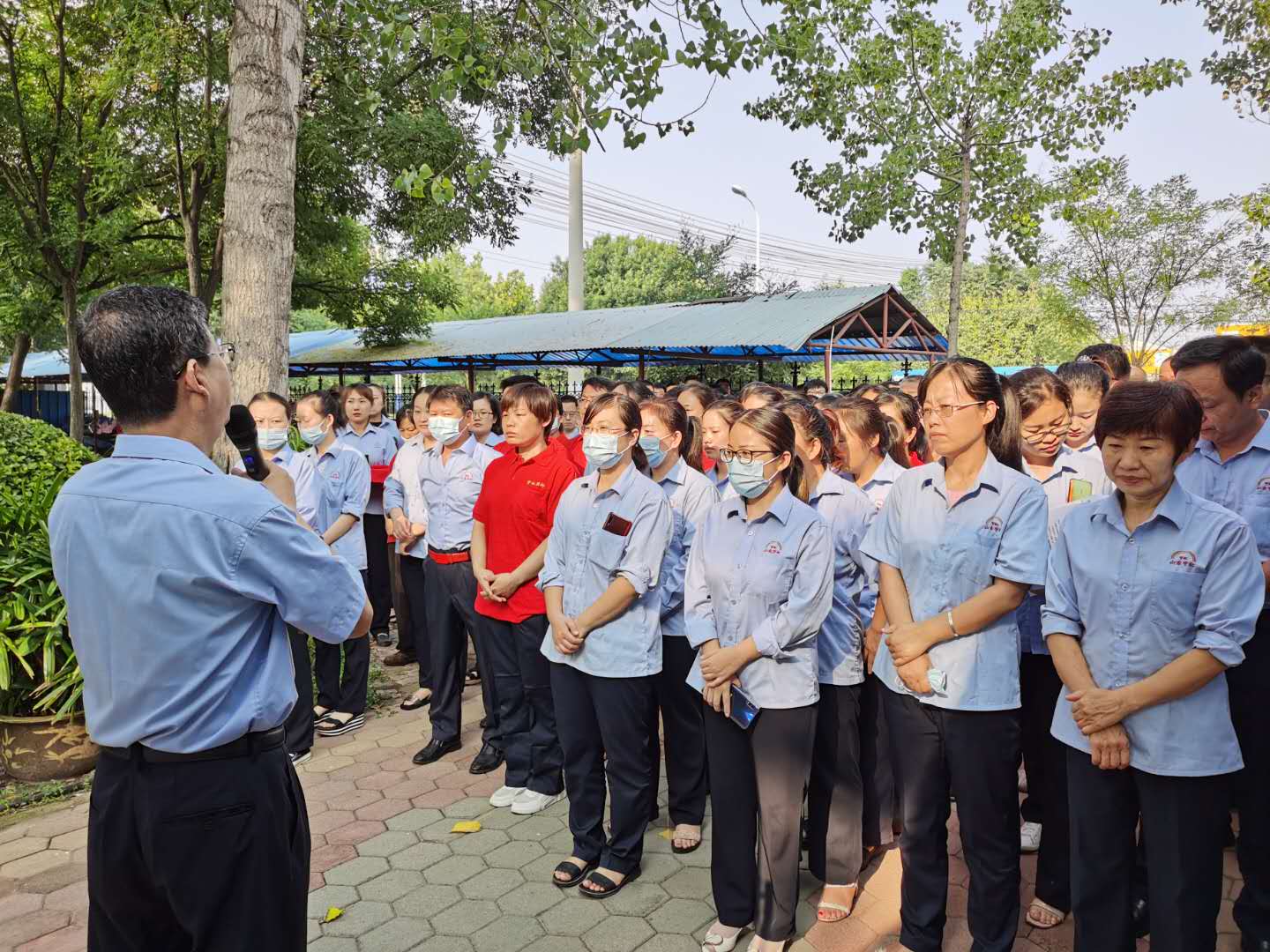 【看片软件APP颜料】职工大会|比较优势的再思考